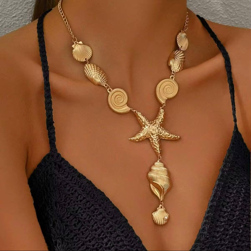 Sara Golden Necklace