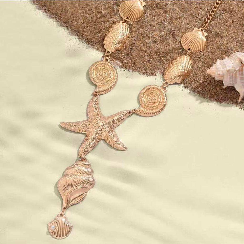 Sara Golden Necklace